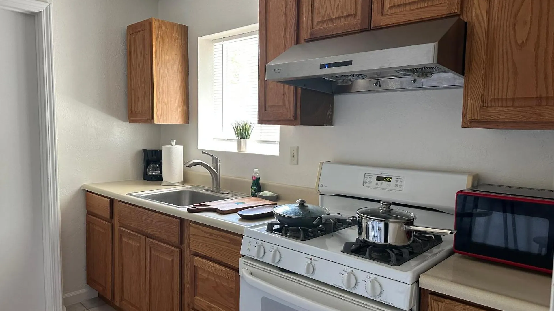 Guest house Charming Suite With Privacy Sacramento United States