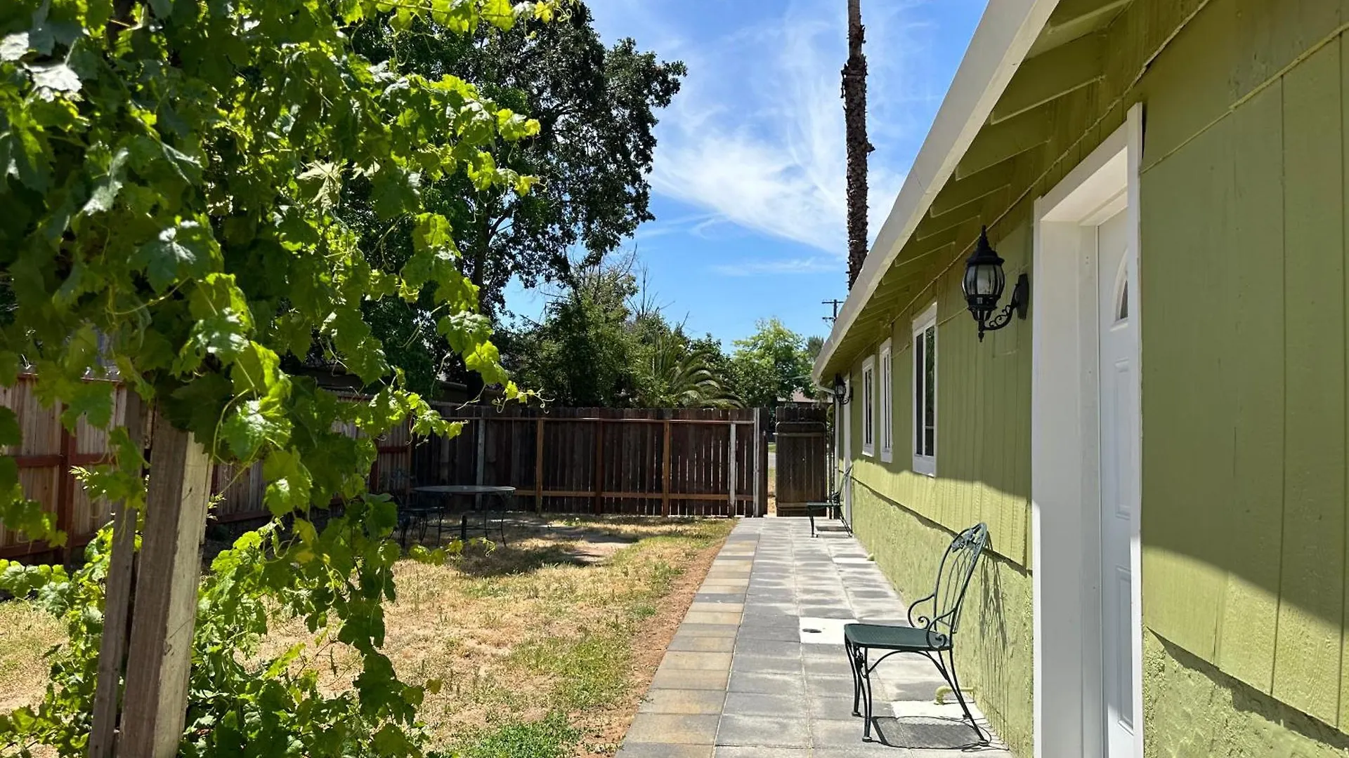 Guest house Charming Suite With Privacy Sacramento